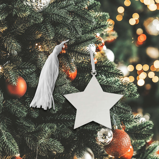 CLCUG4ORFR3R4SAUSMSLMLCLL2M10 - Star Ornament With White Tassel, 4" X 4"