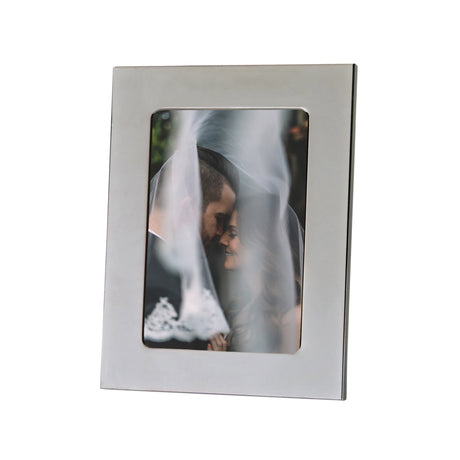 Silhouette Photo Frame - 5x7-AKD Ink