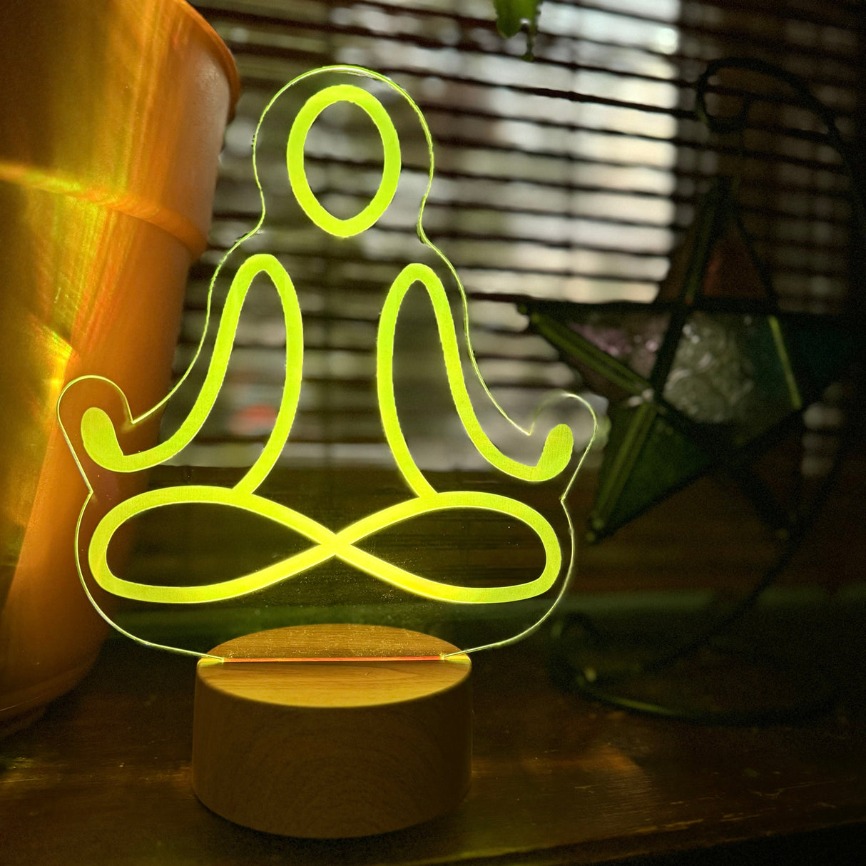 mr.BriteSign Namasté - AKD Ink